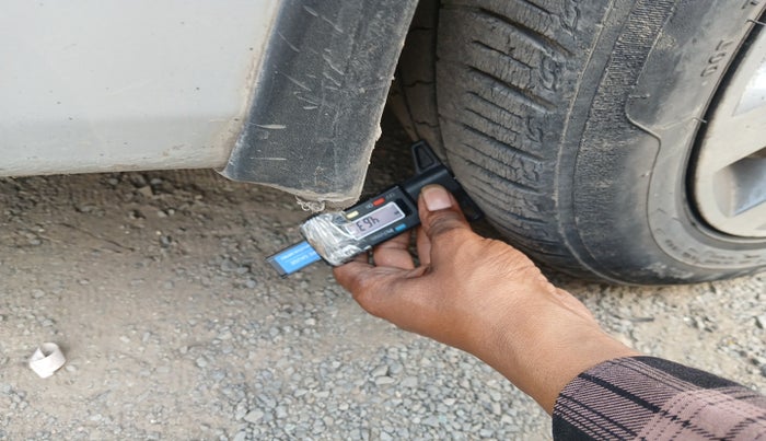 2016 Hyundai Verna 1.6 CRDI SX, Diesel, Manual, 1,03,834 km, tyre