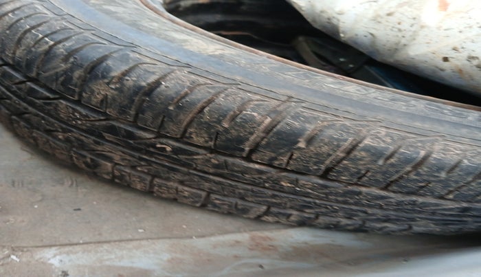 2016 Hyundai Verna 1.6 CRDI SX, Diesel, Manual, 1,03,834 km, tyre