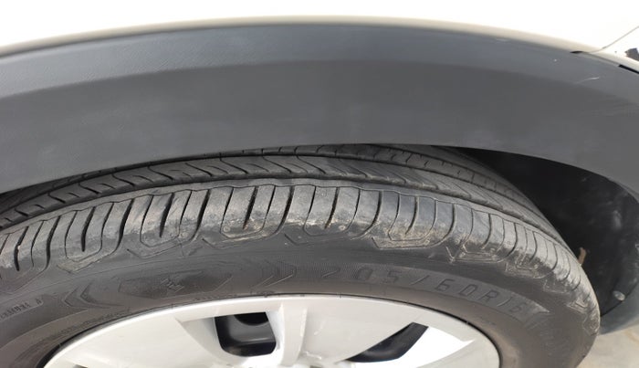 2021 Skoda KUSHAQ ACTIVE 1.0L TSI MT, Petrol, Manual, 51,117 km, tyre