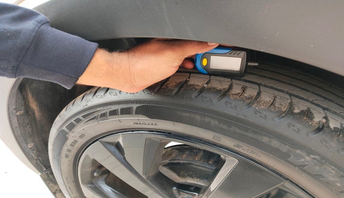 2024 Volkswagen TAIGUN GT PLUS 1.5 TSI DSG, Petrol, Automatic, 15,053 km, tyre