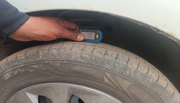 2017 Maruti Dzire LDI, Diesel, Manual, 63,091 km, tyre