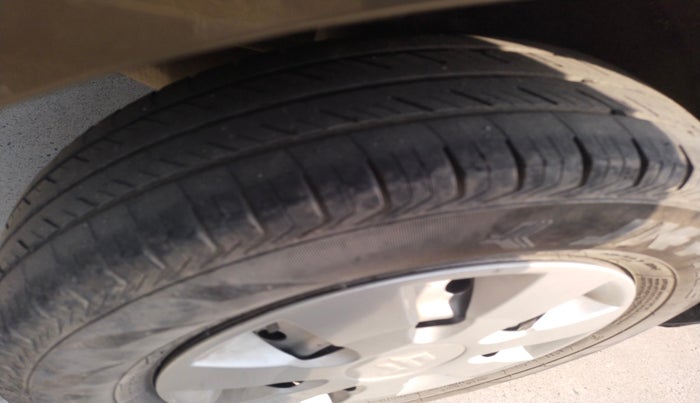 2021 Maruti New Wagon-R LXI CNG 1.0, Petrol, Manual, 1,27,000 km, tyre