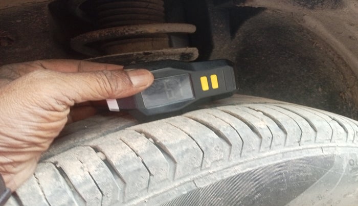 2024 Tata PUNCH PURE MT, Petrol, Manual, 10,064 km, tyre