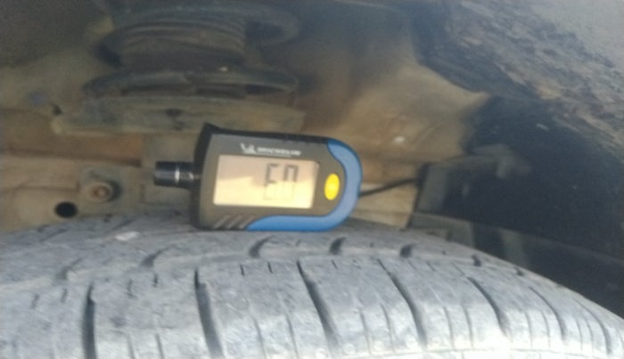 2015 Maruti Swift Dzire VDI, Diesel, Manual, 1,07,192 km, tyre