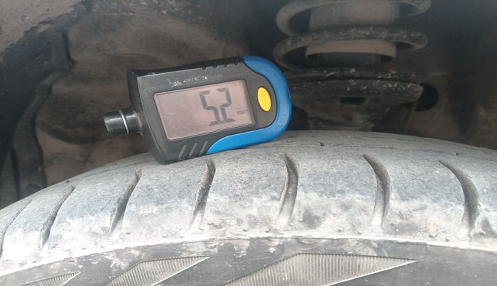 2014 Maruti Wagon R 1.0 VXI, Petrol, Manual, 1,34,232 km, tyre