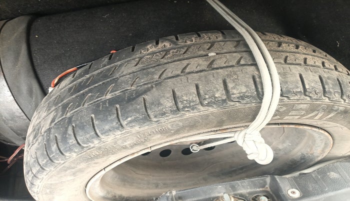 2014 Maruti Wagon R 1.0 VXI, Petrol, Manual, 1,34,232 km, tyre