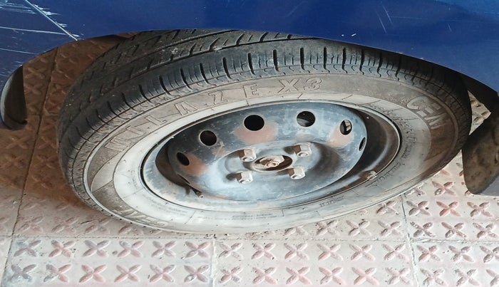 2013 Maruti Alto 800 LXI, Petrol, Manual, 96,803 km, tyre