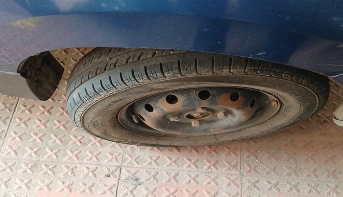 2013 Maruti Alto 800 LXI, Petrol, Manual, 96,803 km, tyre