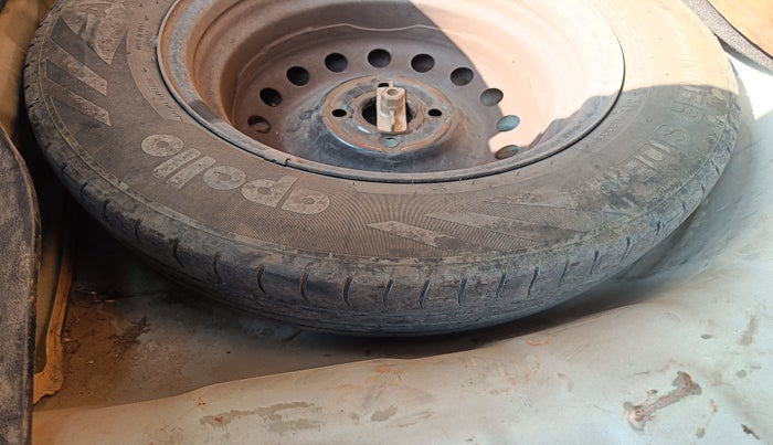 2017 Hyundai Elite i20 SPORTZ 1.2, Petrol, Manual, 1,00,994 km, tyre