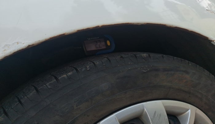 2015 Hyundai i10 SPORTZ 1.1, Petrol, Manual, 75,375 km, tyre