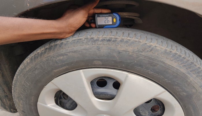 2010 Maruti Ritz VXI, Petrol, Manual, 1,01,885 km, tyre