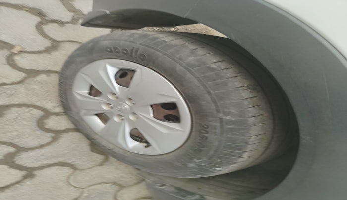 2018 Hyundai Creta E PLUS 1.4 DIESEL, Diesel, Manual, 1,22,710 km, tyre