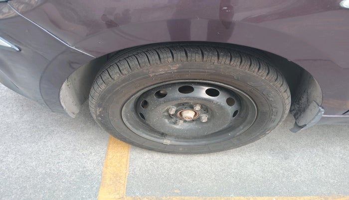 2020 Tata TIGOR XM PETROL, Petrol, Manual, 24,366 km, tyre