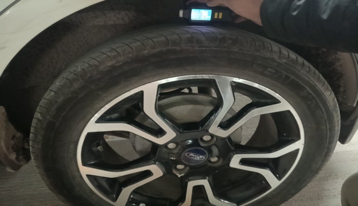 2018 Ford Ecosport TITANIUM 1.5L DIESEL, Diesel, Manual, 98,759 km, tyre