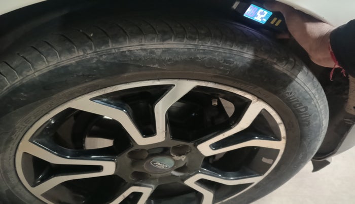 2018 Ford Ecosport TITANIUM 1.5L DIESEL, Diesel, Manual, 98,759 km, tyre