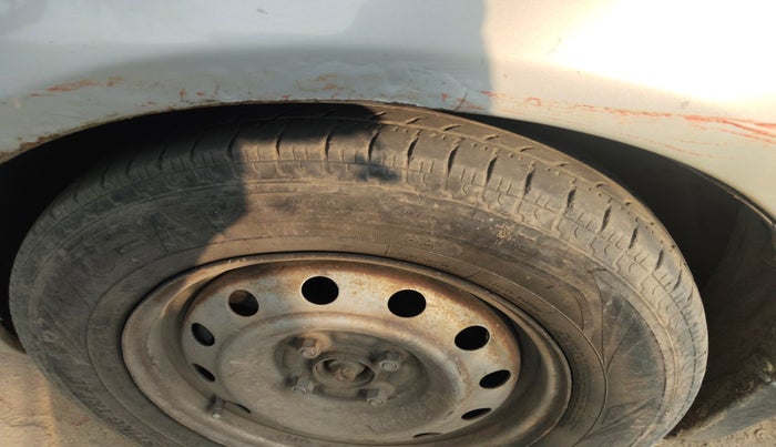 2014 Maruti Ritz VDI, Diesel, Manual, 1,18,190 km, tyre