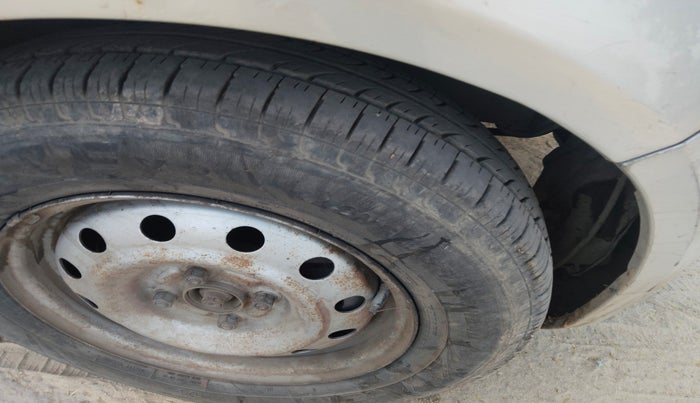 2014 Maruti Ritz VDI, Diesel, Manual, 1,18,190 km, tyre