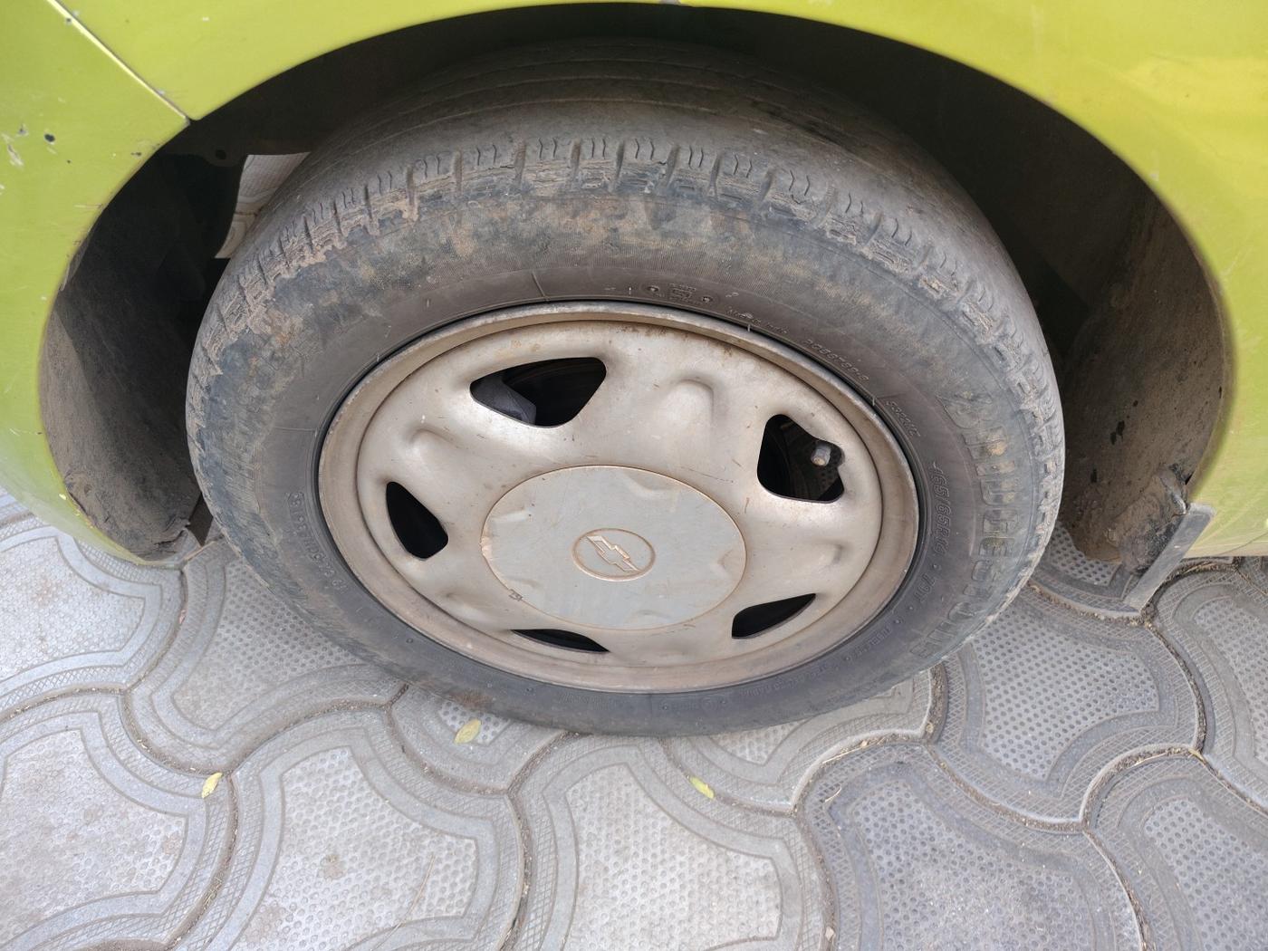 2011 Chevrolet Beat PS DIESEL, Diesel, Manual, 1,40,054 km, tyre