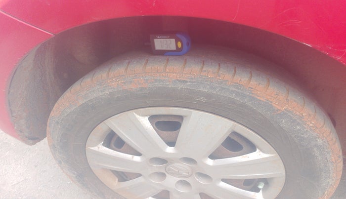 2019 Volkswagen Polo TRENDLINE 1.0L, Petrol, Manual, 89,300 km, tyre