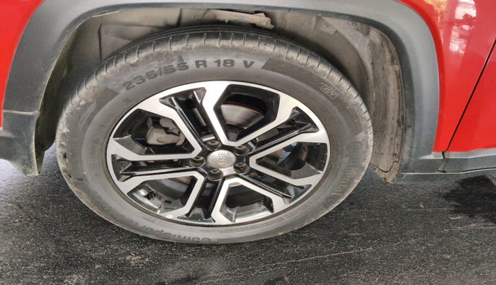 2018 Jeep Compass LIMITED PLUS DIESEL, Diesel, Manual, 1,70,841 km, tyre