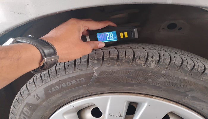 2016 Maruti Wagon R 1.0 LXI CNG, Petrol, Manual, 1,06,692 km, tyre