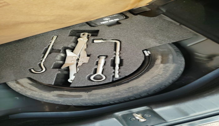 2019 Honda WR-V 1.5L I-DTEC VX MT, Diesel, Manual, 1,11,208 km, tyre