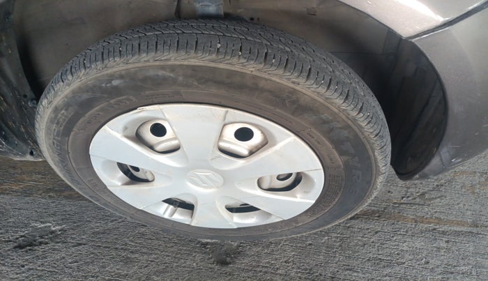 2011 Maruti Ritz LXI, Petrol, Manual, 72,186 km, tyre