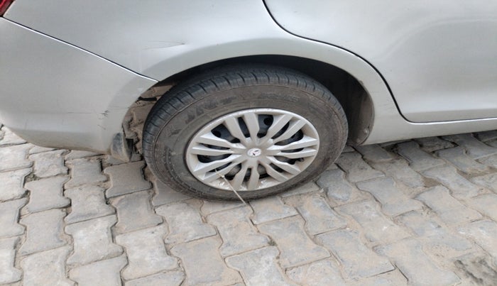 2016 Maruti Swift Dzire LXI (O), Petrol, Manual, 87,047 km, tyre