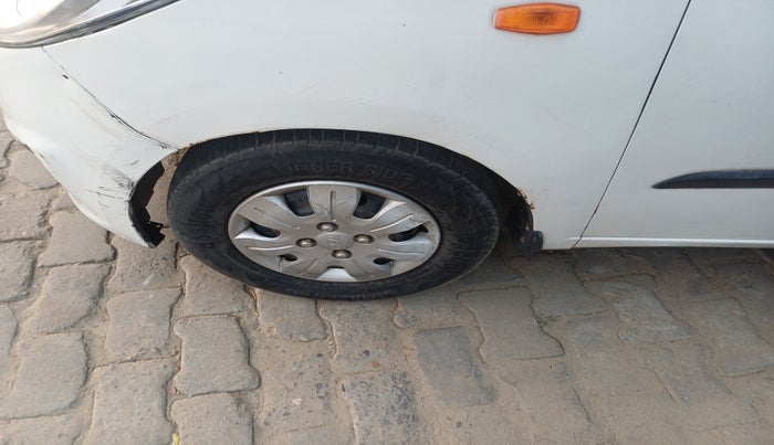 2010 Hyundai i10 MAGNA 1.2, Petrol, Manual, 1,12,802 km, tyre