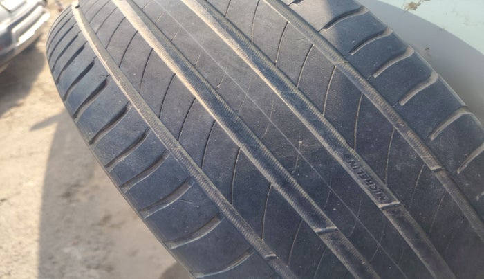 2019 Ford Ecosport TITANIUM 1.5L DIESEL, Diesel, Manual, 1,39,939 km, tyre