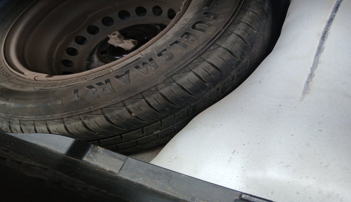 2020 Hyundai NEW I20 MAGNA 1.2 MT, Petrol, Manual, 73,852 km, tyre