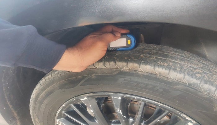 2020 Maruti XL6 ZETA MT, Petrol, Manual, 1,32,038 km, tyre