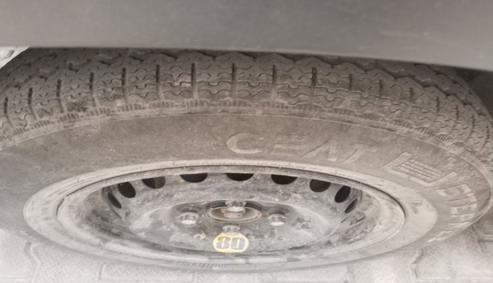 2023 CITROEN C3 SHINE 1.2, Petrol, Manual, 66,828 km, tyre