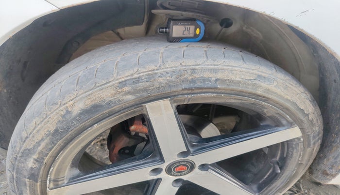 2020 Maruti Swift LXI, Petrol, Manual, 63,258 km, tyre