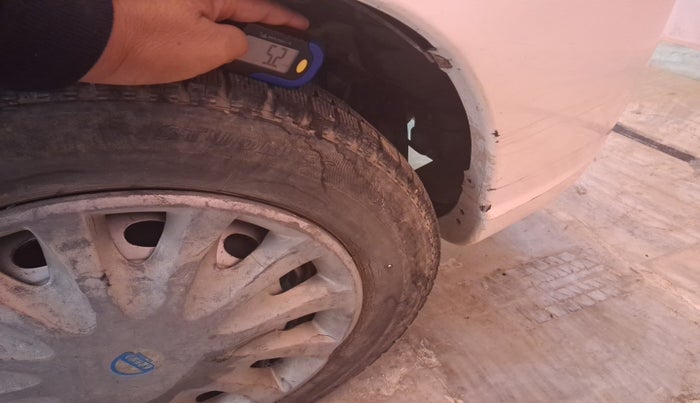 2012 Tata Indigo ECS LX TDI, Diesel, Manual, 1,52,313 km, tyre