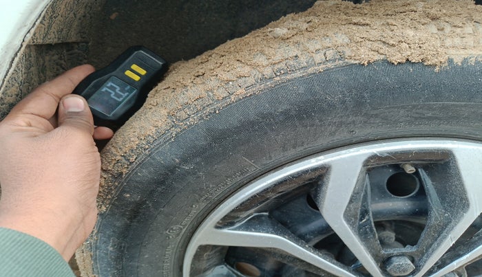 2014 Maruti Swift LDI, Diesel, Manual, 1,18,976 km, tyre