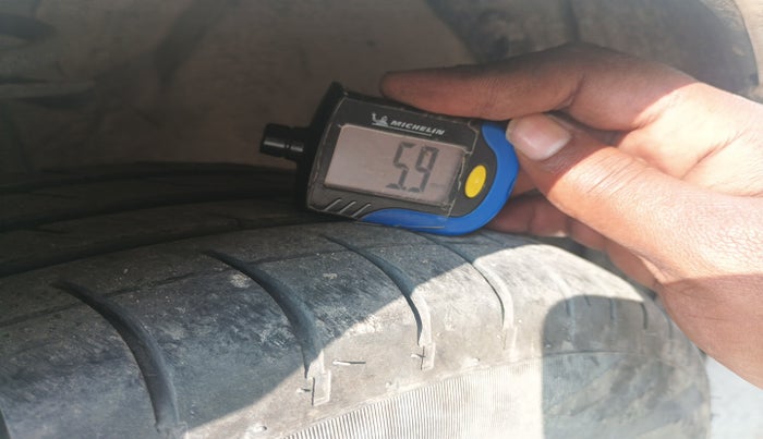 2015 Toyota Etios GD, Diesel, Manual, 1,78,219 km, tyre