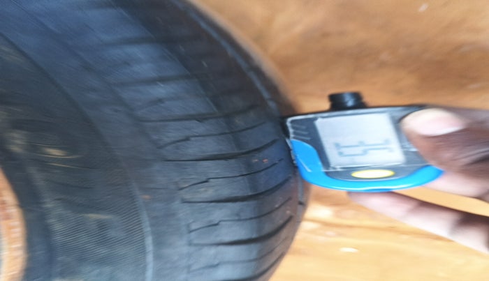 2015 Toyota Etios GD, Diesel, Manual, 1,78,219 km, tyre