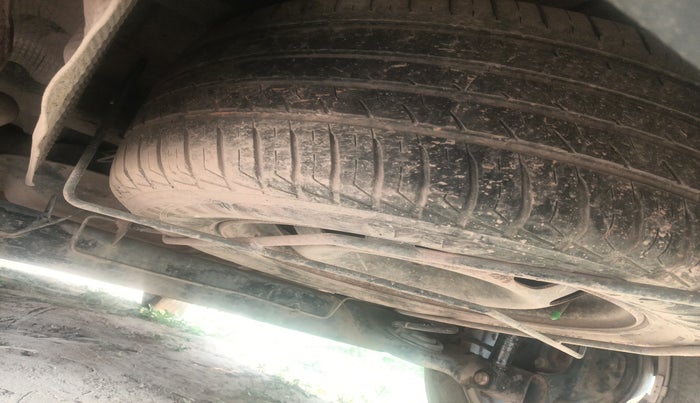 2017 Renault Duster 85 PS RXS MT DIESEL, Diesel, Manual, 1,35,661 km, tyre