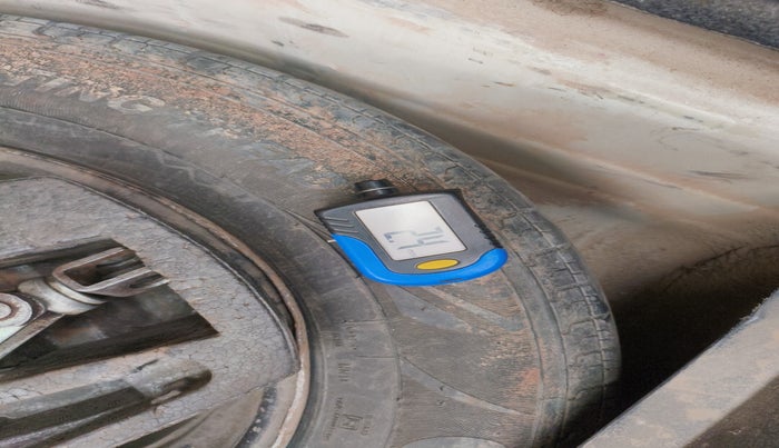 2012 Volkswagen Polo TRENDLINE 1.2L DIESEL, Diesel, Manual, 1,66,875 km, tyre