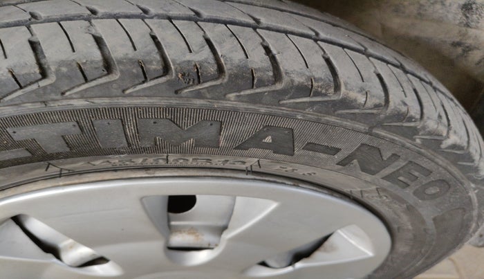 2011 Maruti Wagon R 1.0 LXI, Petrol, Manual, 1,29,787 km, tyre