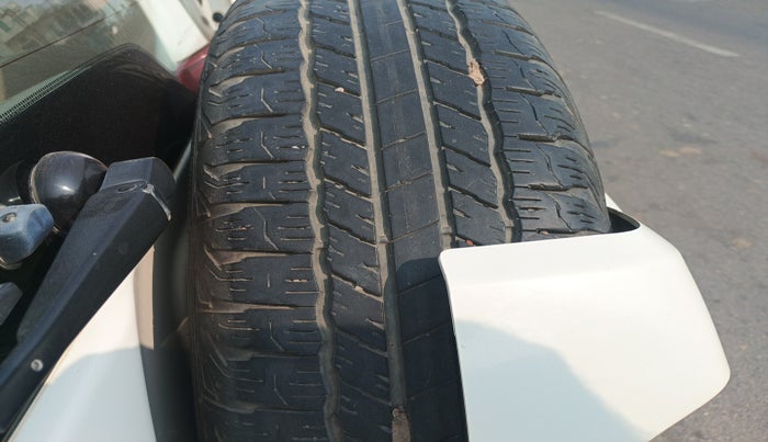 2023 Mahindra BOLERO NEO N 8, Diesel, Manual, 45,916 km, tyre