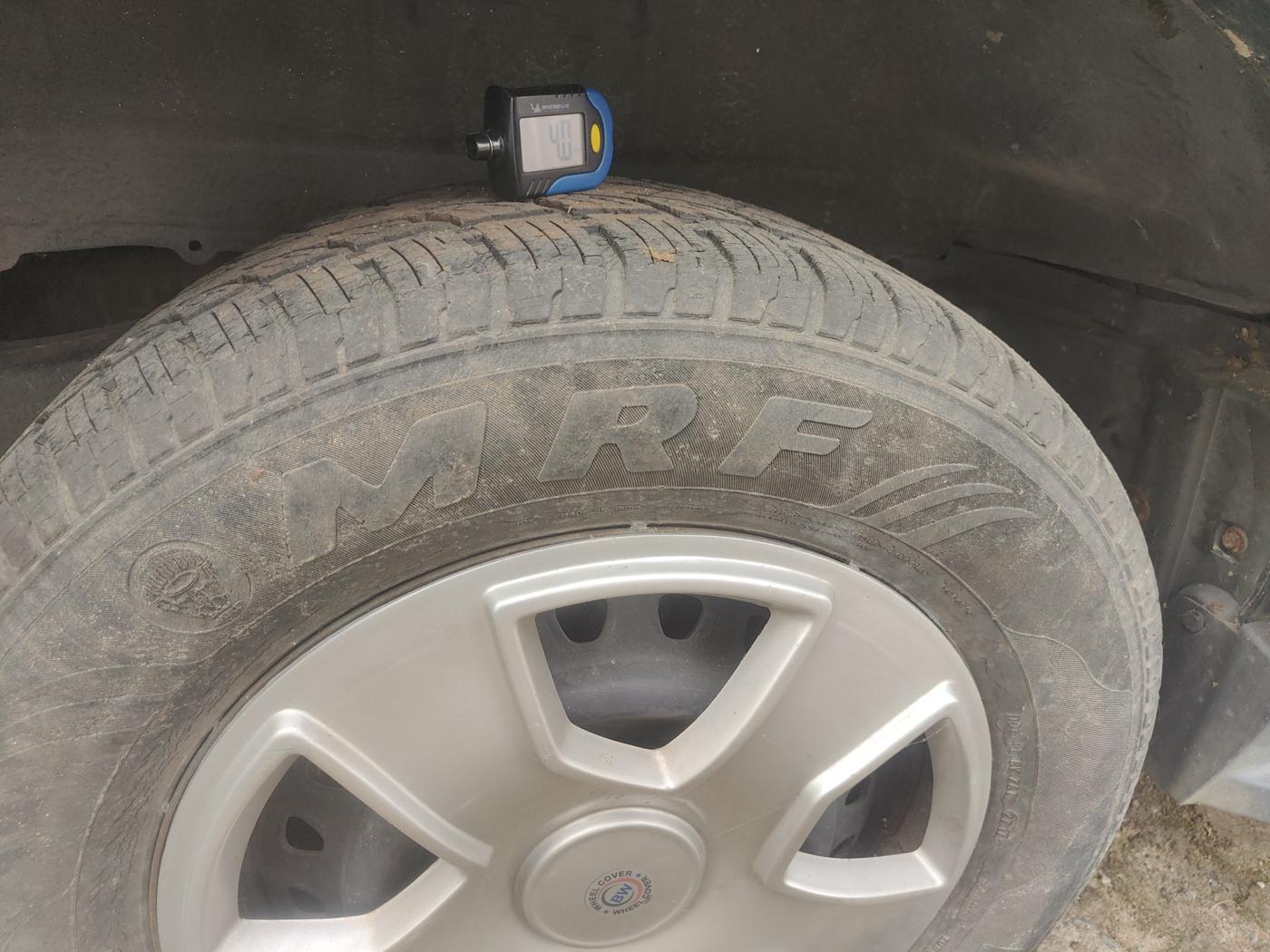 2017 Mahindra Scorpio S6 PLUS INTELLI-HYBRID, Diesel, Manual, 53,602 km, tyre