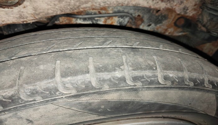 2012 Hyundai Santro Xing GLS, Petrol, Manual, 69,333 km, tyre