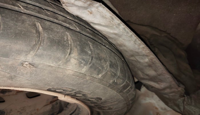 2012 Hyundai Santro Xing GLS, Petrol, Manual, 69,333 km, tyre