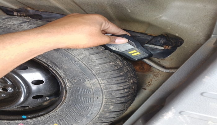 2014 Maruti Alto 800 LXI, Petrol, Manual, 12,786 km, tyre