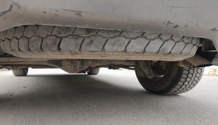 2018 Tata Hexa XM PLUS 4X2 7 STR, Diesel, Manual, 1,50,737 km, tyre