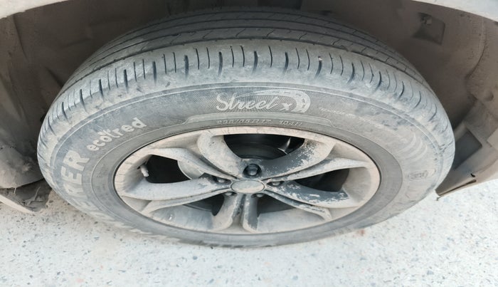 2024 Tata Harrier PURE PLUS AT, Diesel, Automatic, 38,370 km, tyre