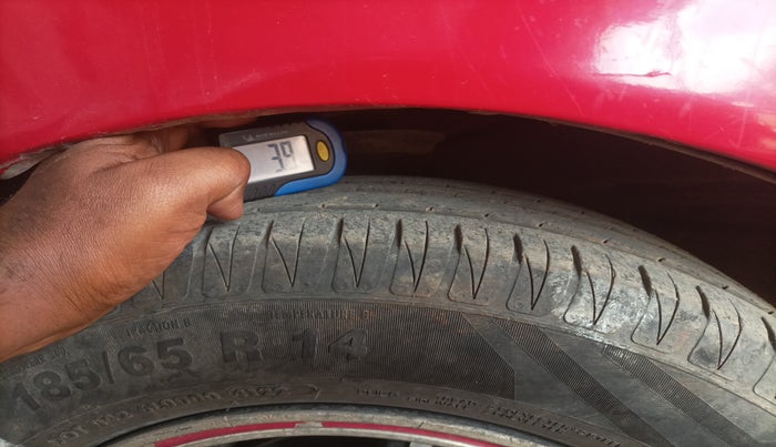 2010 Chevrolet Beat LS PETROL, Petrol, Manual, 79,704 km, tyre