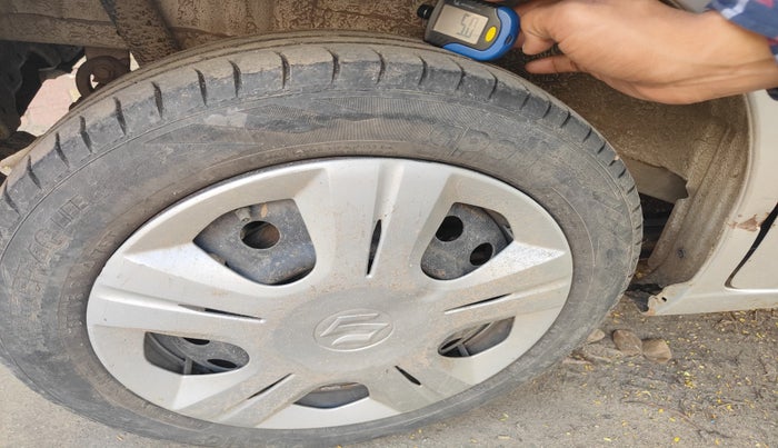 2014 Maruti Wagon R 1.0 VXI, Petrol, Manual, 1,14,177 km, tyre